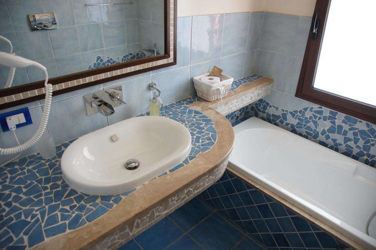 Il Piccolo Giardino Rooms & Breakfast Villasimius Exterior foto